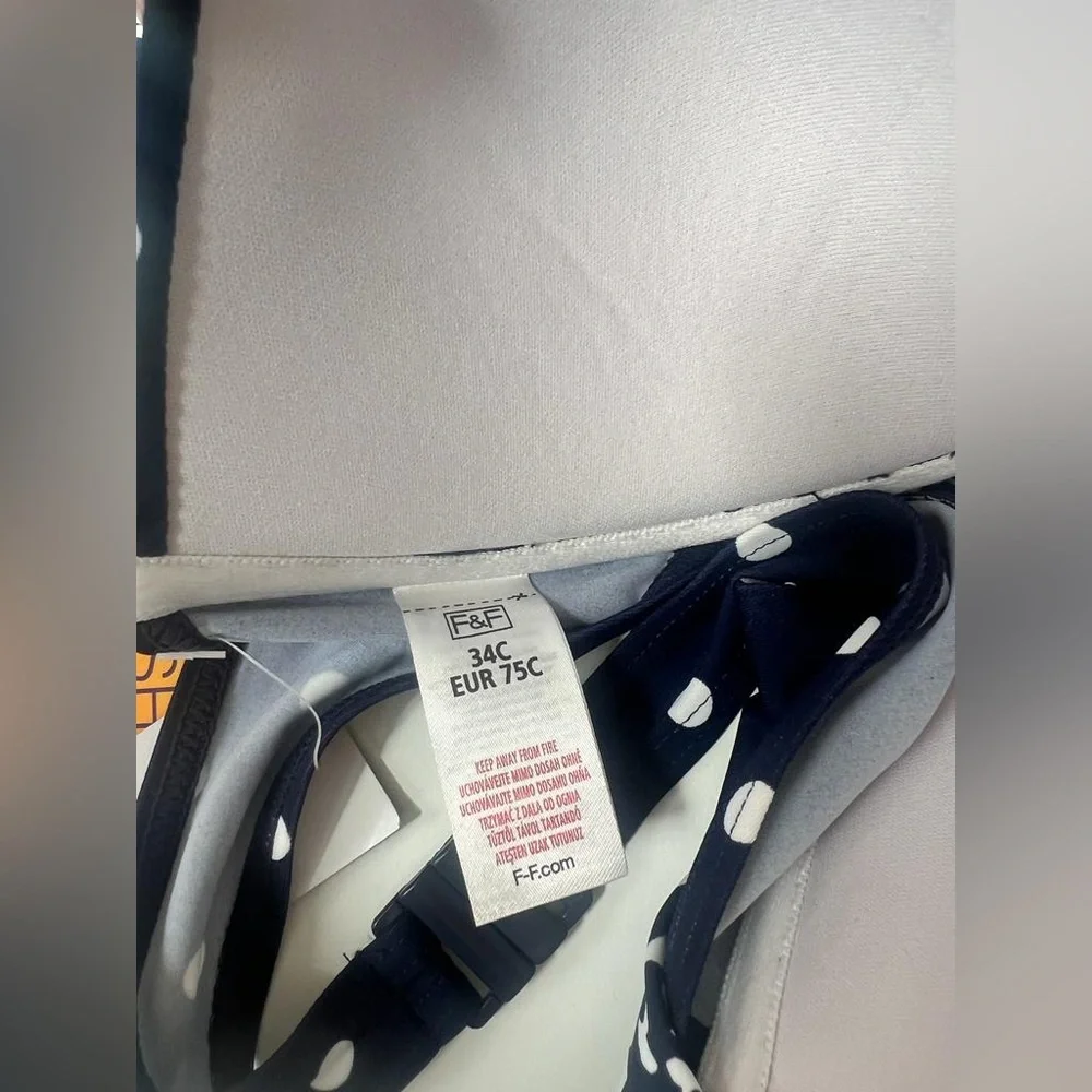 Beautiful Polka Dot Bralette Bra-New✨ - Picture 6 of 9